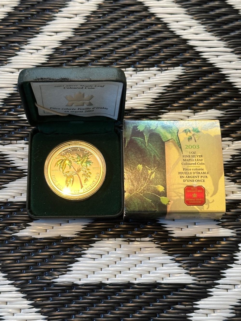 2003 1 Troy Oz Silver Maple Leaf Coloured Coin
